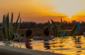 Отель Case di Campagna in Masseria Tornesella  Парабита